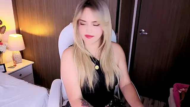 kiimtyler_ - KiimTyler_'s free webcam - UK Sex Cams