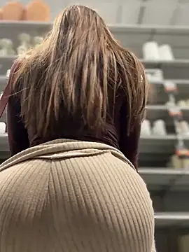 lunagirl13 live cam profile