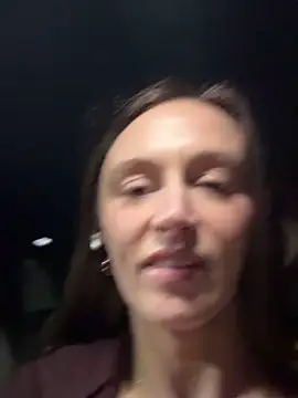 lunagirl13 live cam profile