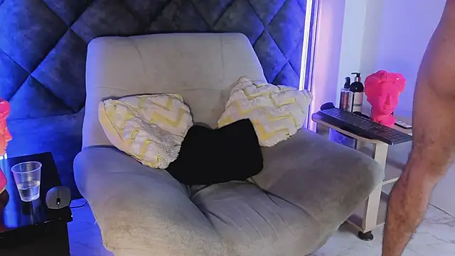 Dimitri_Bass live cam