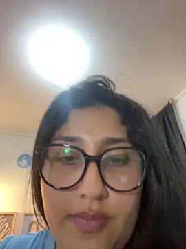 croftsmila live cam profile