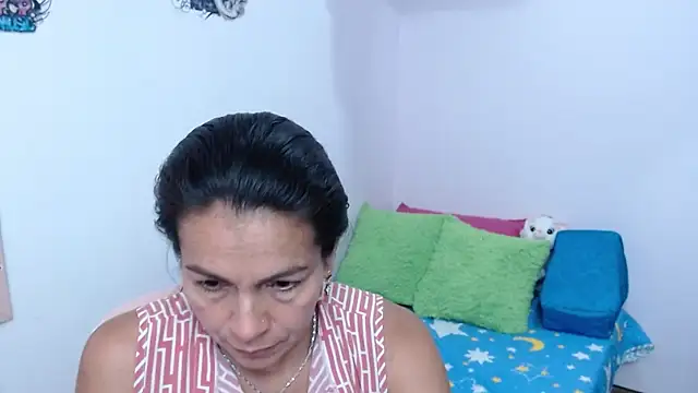 camilavargas_ - Camilavargas_'s free webcam - UK Sex Cams