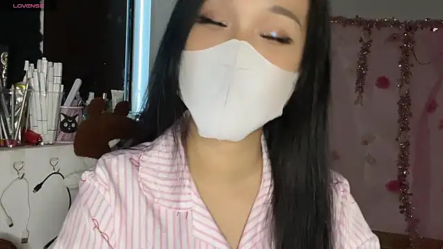 tieu-may - Tieu-May's free webcam - UK Sex Cams