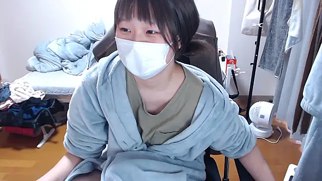 izumi__123 live cam profile