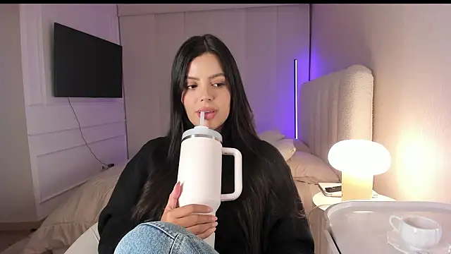 salome__11 (F young) - naked and rub pussy