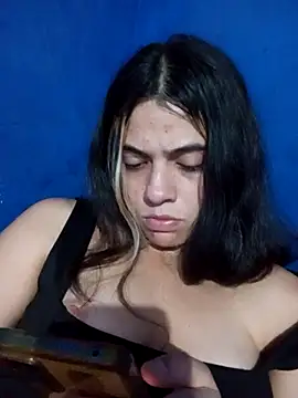 megan_nica (F young) - Top off