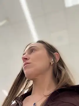 lunagirl13 live cam profile