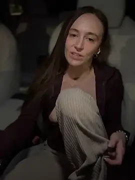 lunagirl13 live cam profile