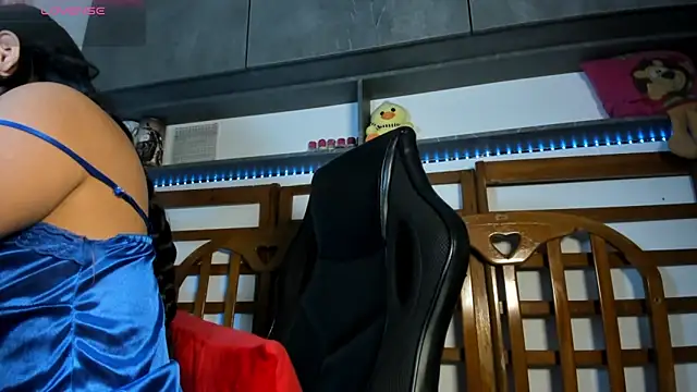 vickylatina_ - Vickylatina_'s free webcam - UK Sex Cams