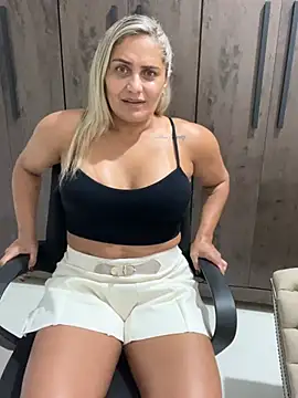 Gabyseex live cam profile