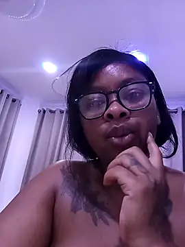 CuteHoney92 live cam profile