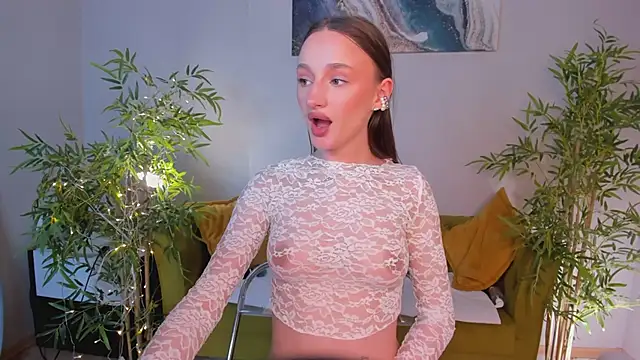 miiss__lulu - Miiss__lulu's free webcam