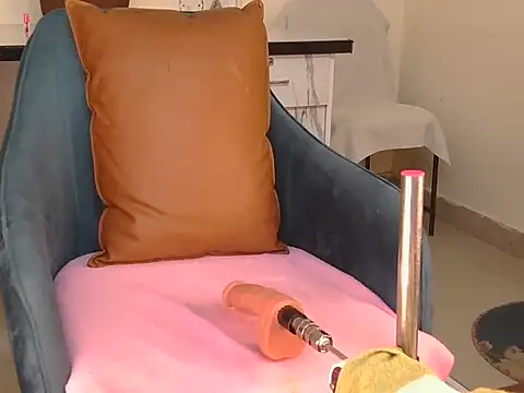 elegantmiss (F young) - Anal fuck