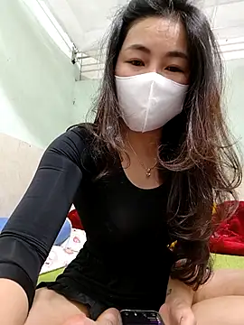 lyna_bl live cam profile