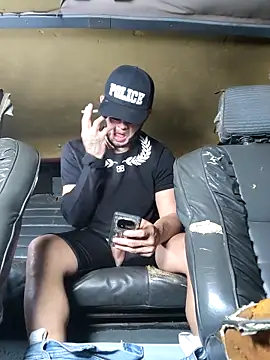 PIGHIGHDIRTY_p0 live sex cam