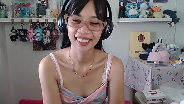 glorykulikowski - GloryKulikowski's free webcam - UK Sex Cams