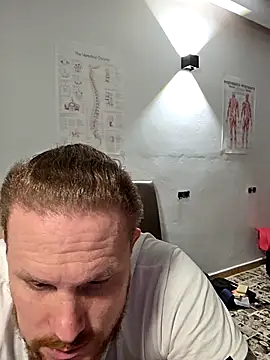 kylie_blck (F young) - Facesitting cam+1PIC