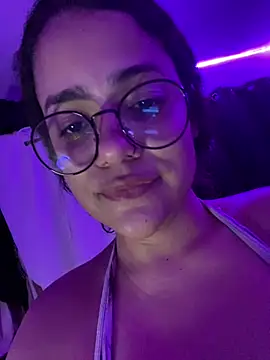 demonaughtyyy live cam profile