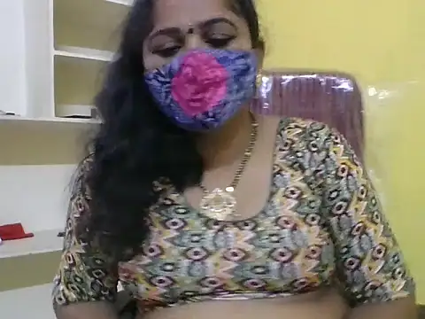 anu-reddyy live sex cam