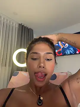 stormyy_ live cam profile