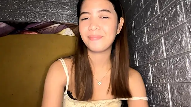 eunabarretto - EunaBarretto's free webcam - UK Sex Cams