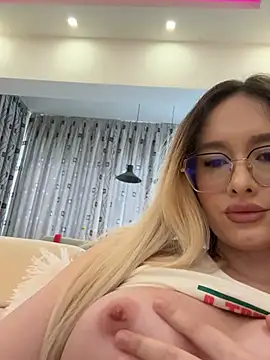 mollyxxx (F young) - Cum and squirt(last tipper gets whatsapp