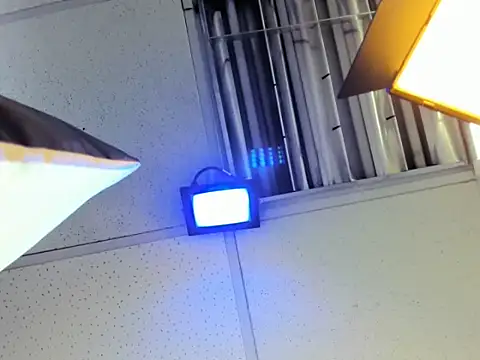 Aisha_hotts777 Live Webcam on Stripchat