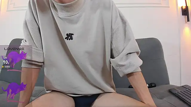 cum_hunters - Cum_hunters's free webcam - UK Sex Cams