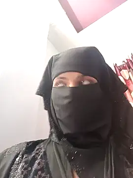 Webcam Model (Aafreen_36)  is live.Free join now!