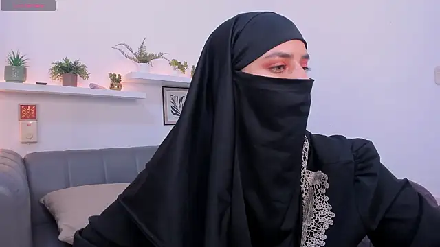 salma_arabicc (F young) - spank the buttocks hard x10