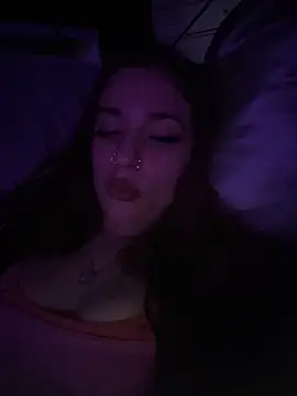 heluvsbabii live cam profile