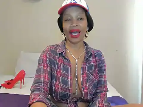 AfricanSquirtingQueen live cam profile
