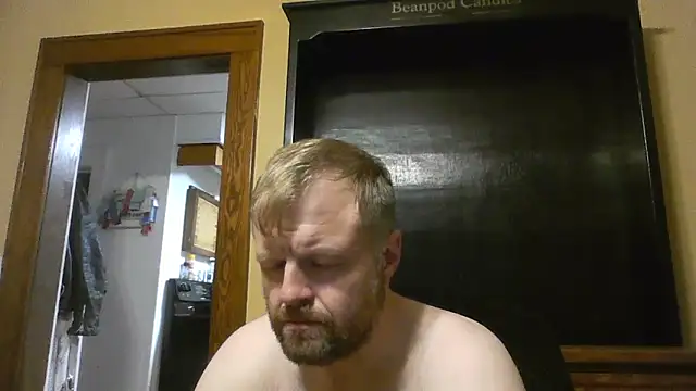 theonedonshaun (Ask my age) - GET DADDY NAKED