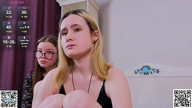 reenaberinger - ReenaBeringer's free webcam - UK Sex Cams