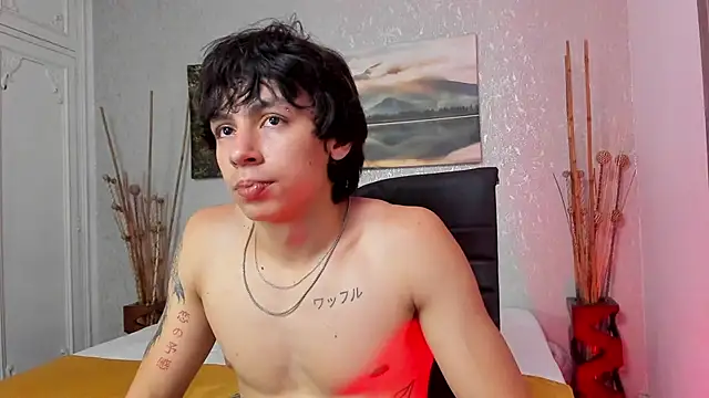 tyler_durten (M twink) - Jerking Off 🍆+ Precum 💦