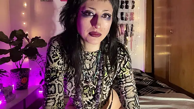 elena_umbra - ELENA_UMBRA's free webcam - UK Sex Cams