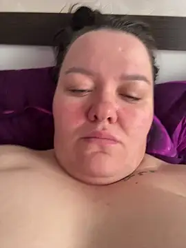 sunnyleila2101 - SunnyLeila2101's free webcam - UK Sex Cams