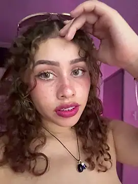 18_salo (F teen) - mostrar tetas
