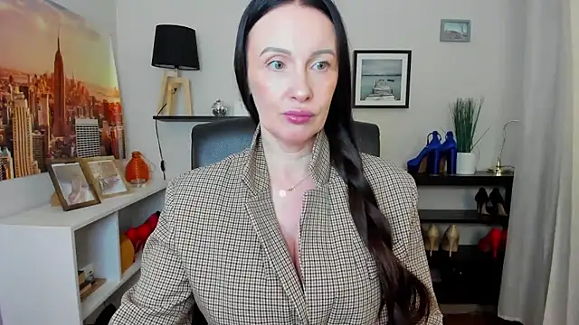 velvet_jasmine (F milf) - for new car:)