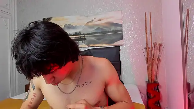 tyler_durten (M twink) - Jerking Off 🍆+ Precum 💦