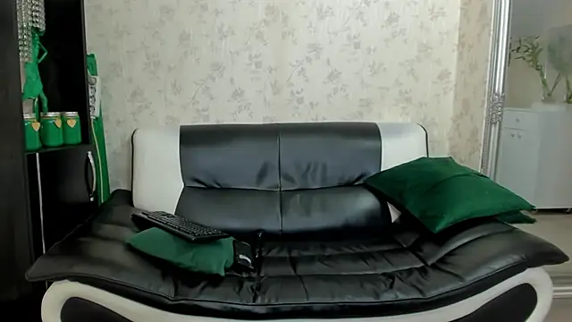 belleinna (F milf) - get me wet and naked