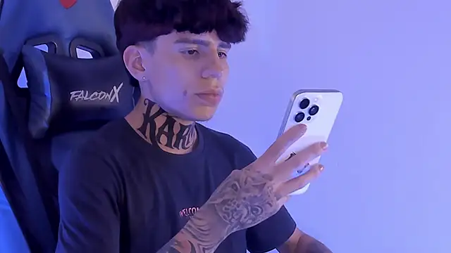 angelcumm_ (M young) - Two finger in my ass