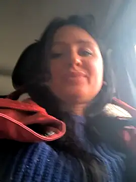 kikixred (F milf) - Squirt and naked