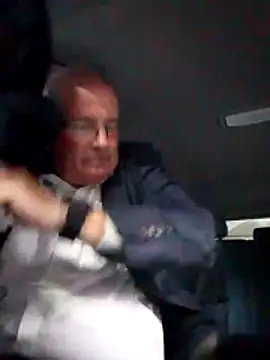 cutpiercedcock - Cutpiercedcock's free webcam - UK Sex Cams