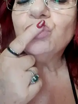 calda-akira (F mature) - Strip