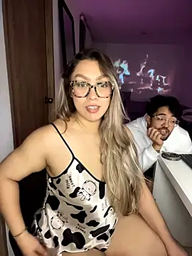 im_sophiie - Im_sophiie's free webcam - UK Sex Cams