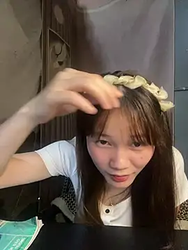 -eidieea- - -Eidieea-'s free webcam - UK Sex Cams