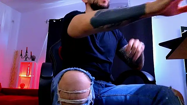 mightyaaron66 - MightyAaron66's free webcam - UK Sex Cams