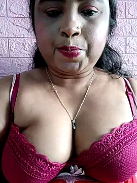 hornyriyanka - Hornyriyanka's free webcam - UK Sex Cams