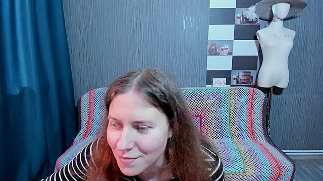 pa1e_pr1ncess - Pa1e_pr1ncess's free webcam - UK Sex Cams